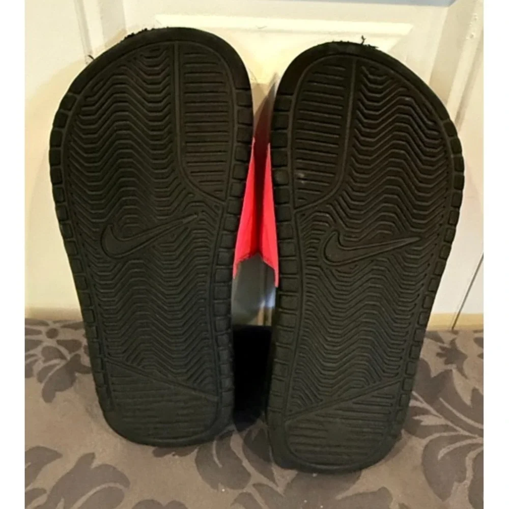 Nike Benassi JDI Slides White Pink Kids 12C Slip On Sandals Pool Shoes